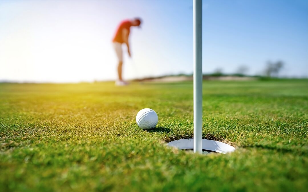 What is the best season of the year for playing golf?